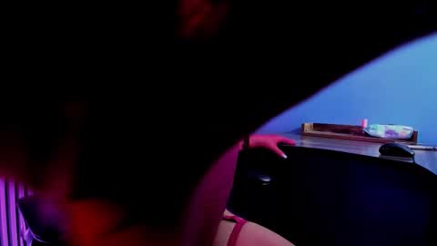 Luna Rosse  online show from March 24, 1:05 pm