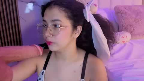 L U N A   Try my private  online show from September 20, 12:25 pm