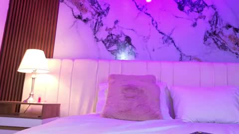 Snapshot of luna_star__18 chatting on October 7, 3:27 pm A M M Y online show from October 7, 3:27 pm