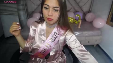 Snapshot of luna_star_v chatting on September 16, 3:36 am Live 1000pm 600am COLOMBIAN HOUR online show from September 16, 3:36 am