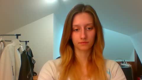 Snapshot of luna_xsensual chatting on March 12, 3:40 pm L U N A online show from March 12, 3:40 pm
