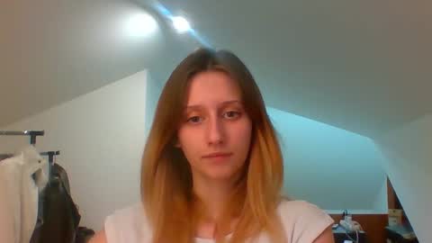 Snapshot of luna_xsensual chatting on January 15, 3:07 pm L U N A online show from January 15, 3:07 pm