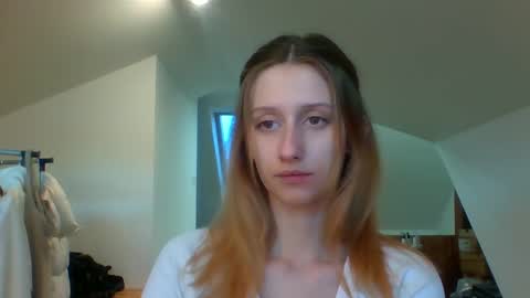 Snapshot of luna_xsensual chatting on January 3, 7:38 am L U N A online show from January 3, 7:38 am