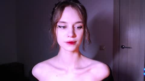 Luna online show from January 25, 7:38 pm