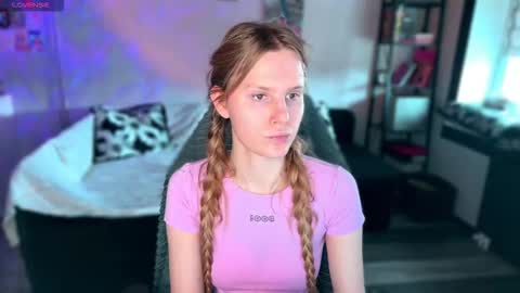 Britney online show from February 22, 11:00 am