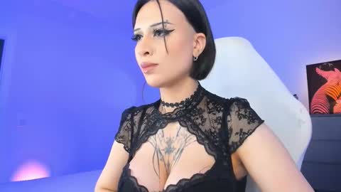 Snapshot of lunagothgirl chatting on September 29, 4:28 am Luna online show from September 29, 4:28 am