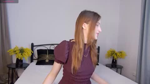 lunakirby online show from December 1, 9:24 am