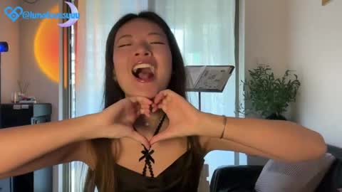 Luna online show from May 6, 1:31 am