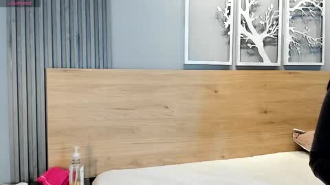 Luna  online show from November 17, 5:13 pm