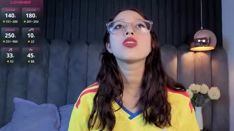 lunar_lustx online show from July 3, 8:48 pm