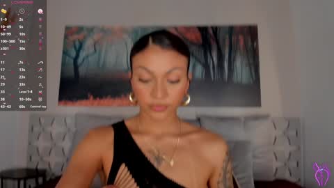 Luna Ruso  online show from January 15, 8:05 pm