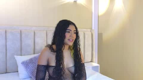Lunita online show from September 13, 1:08 pm