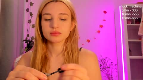 Kate online show from December 3, 2:34 am