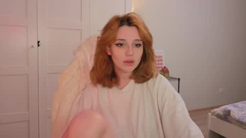 Kate online show from March 22, 4:57 pm