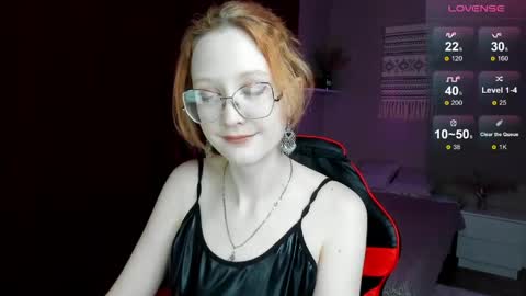 lunaterry online show from May 26, 8:24 am