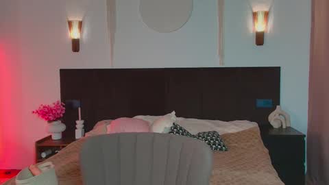 LunaticaBae online show from October 9, 5:44 am