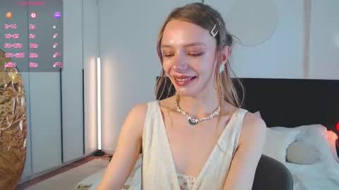 LunaticaBae online show from March 23, 2:40 am