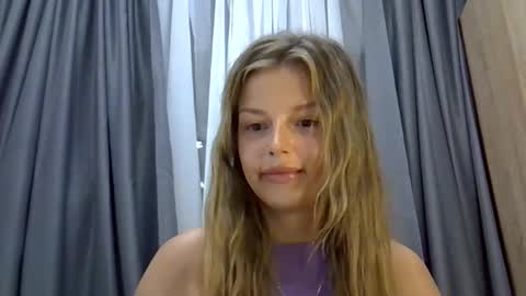 Snapshot of lunav7 chatting on September 18, 6:50 pm Luna online show from September 18, 6:50 pm