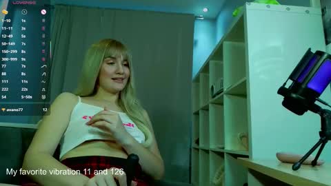 LunaXLoverx online show from October 2, 3:17 pm