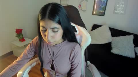 Snapshot of lunitaa18 chatting on September 24, 8:41 pm V A L E R I A online show from September 24, 8:41 pm