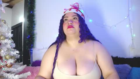 L U N I T A  online show from December 6, 3:30 am