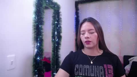 Snapshot of lunnadoll chatting on January 3, 3:16 am Katty what ever do you want on my pv is for extra tokens minimi 250 tks ty u for understand online show from January 3, 3:16 am