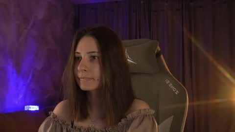 Amelia online show from May 2, 9:40 pm