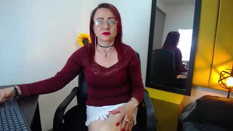 Lupita223 online show from November 29, 1:26 pm