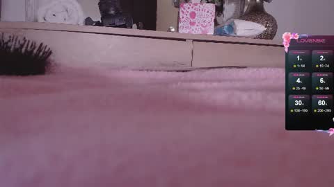 lusciouslipsxx online show from June 14, 5:08 am