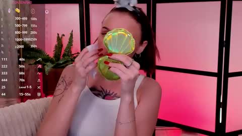 your sweet Liana online show from February 19, 6:02 am