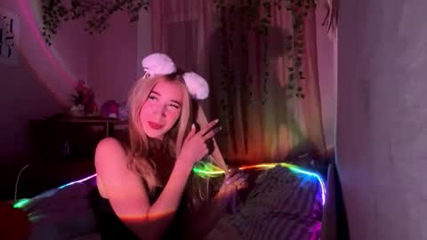 Snapshot of lushmonica chatting on September 10, 6:30 pm Monica online show from September 10, 6:30 pm