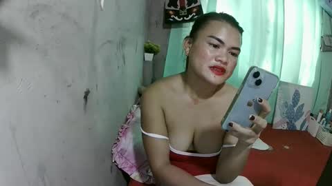 Flora Mae online show from April 24, 8:06 am