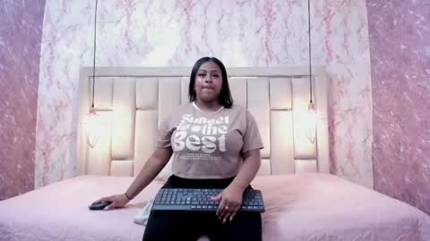 Luu  online show from April 30, 7:19 pm