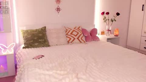 Julia   LuvJuly  online show from October 11, 3:22 am