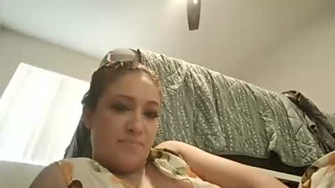 Snapshot of luvmypuzelicked chatting on March 1, 9:04 pm luvmypuzelicked online show from March 1, 9:04 pm
