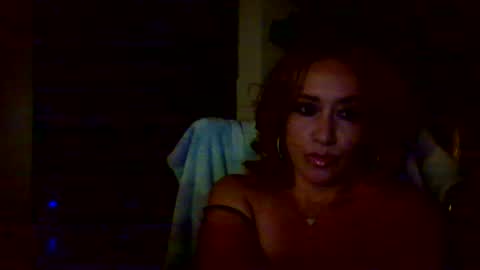 Snapshot of luvmypuzelicked chatting on September 12, 9:40 am luvmypuzelicked online show from September 12, 9:40 am