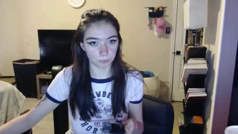 luvrxstarx online show from January 9, 2:49 am