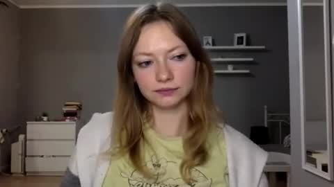 Millie online show from November 27, 10:23 pm