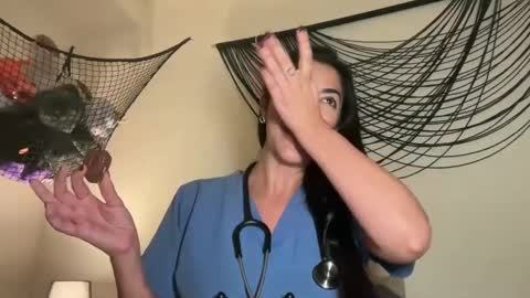 luxcher22 online show from September 24, 3:05 am