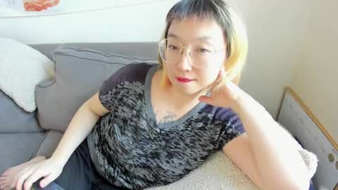 LuxGray online show from March 11, 8:42 pm