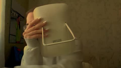 Katie online show from April 21, 6:53 am