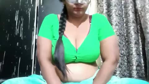 luxyrywife online show from November 25, 3:41 am