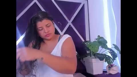 luzenaasm online show from October 5, 4:17 am