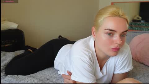 Lana online show from October 25, 10:12 am