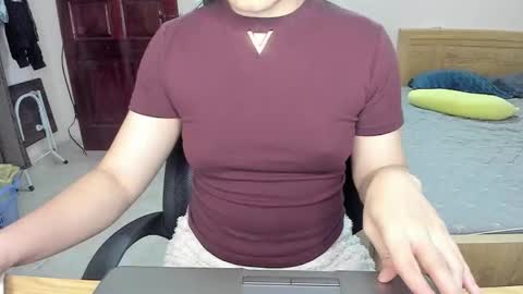 im ly online show from November 3, 1:53 am