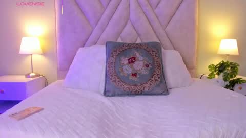 Lya Lee online show from December 22, 8:56 pm