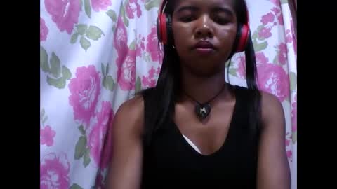 Lydiah online show from October 22, 2:38 am