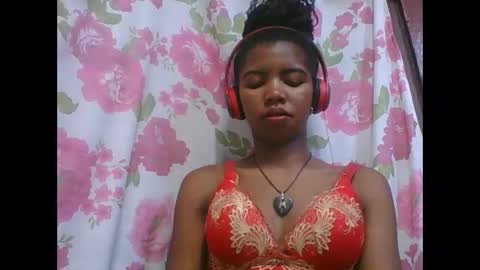 Lydiah online show from October 31, 10:08 am