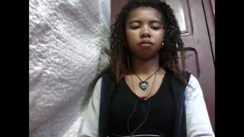 Lydiah online show from September 25, 4:33 am