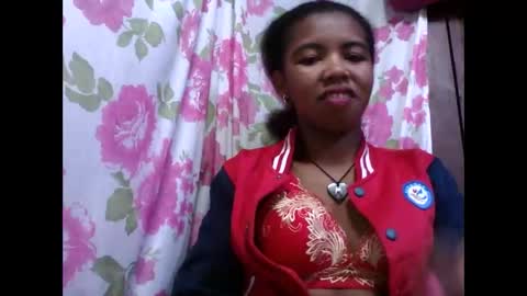 Lydiah online show from October 6, 1:06 pm